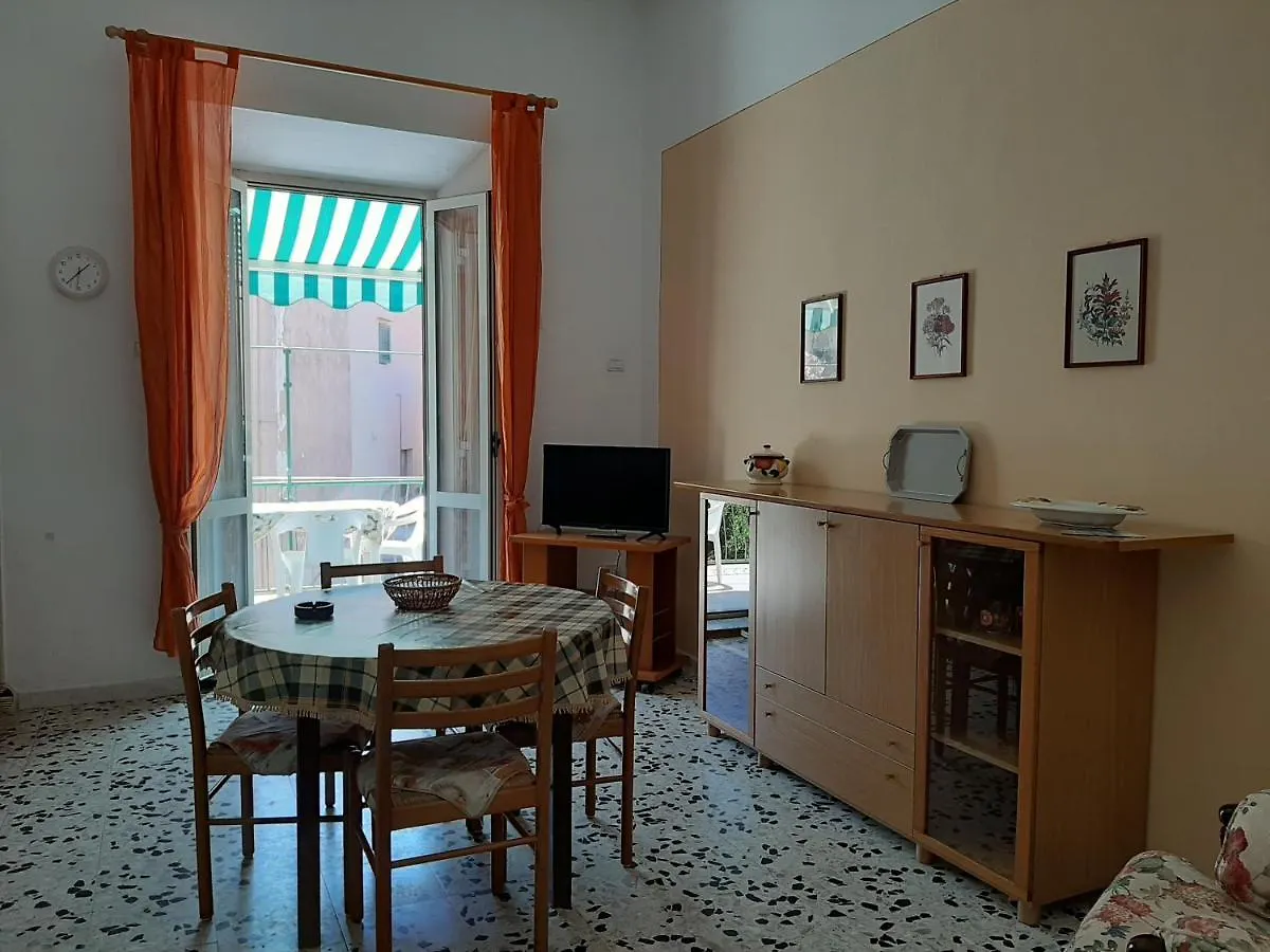 Апартаменты Appartamento Casa Stella Nel Centro Di Capoliveri